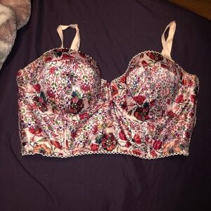 Victoria’s Secret top